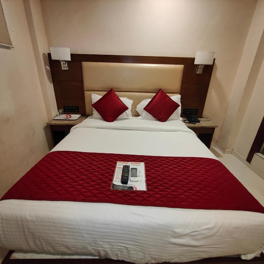 Oxford Hotel Powai Bombay Extérieur photo
